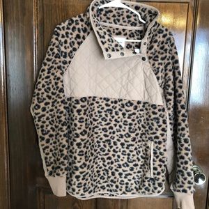 NWT Abercrombie Fitch Asymmetrical Snap Fleece